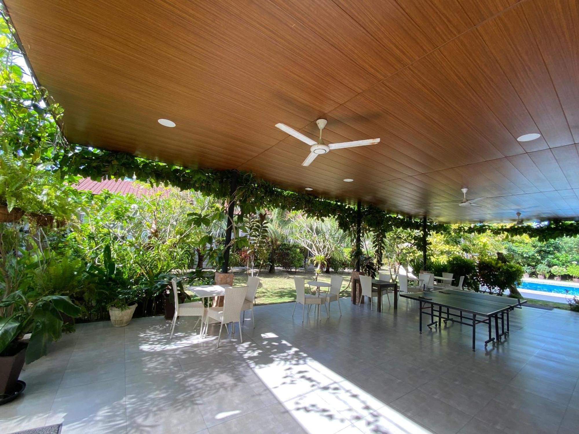Vivo Siargao Hotel Хенерал Луна Екстериор снимка